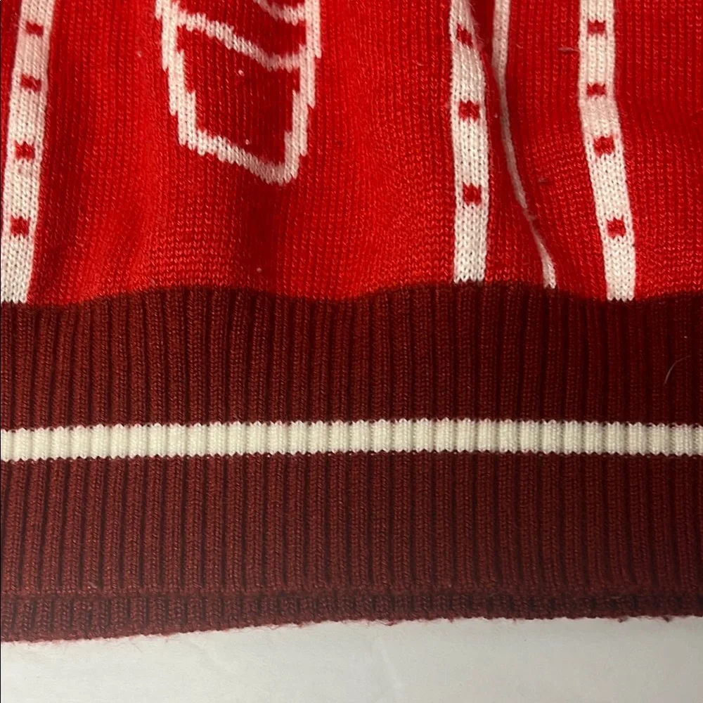 Chick Fil A Red Graphic Men's Crewneck Collector Sweater - Picture 3 of 7